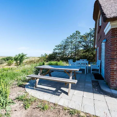 Seaside Serenity In Nymindegab-by Traum Holiday home Norre Nebel